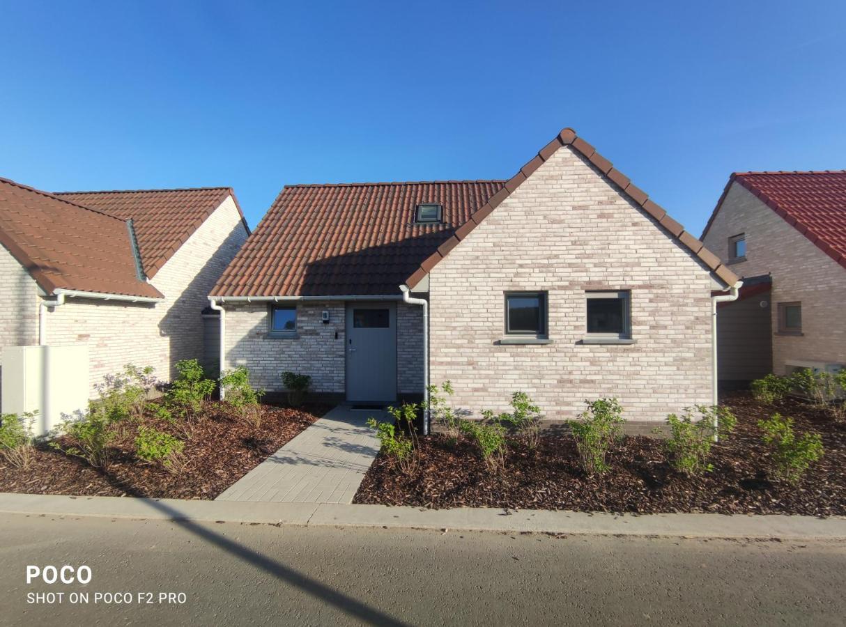 Polderhuis 10: Airco Comfort with Private Parking and Garden Koksijde Exterior photo