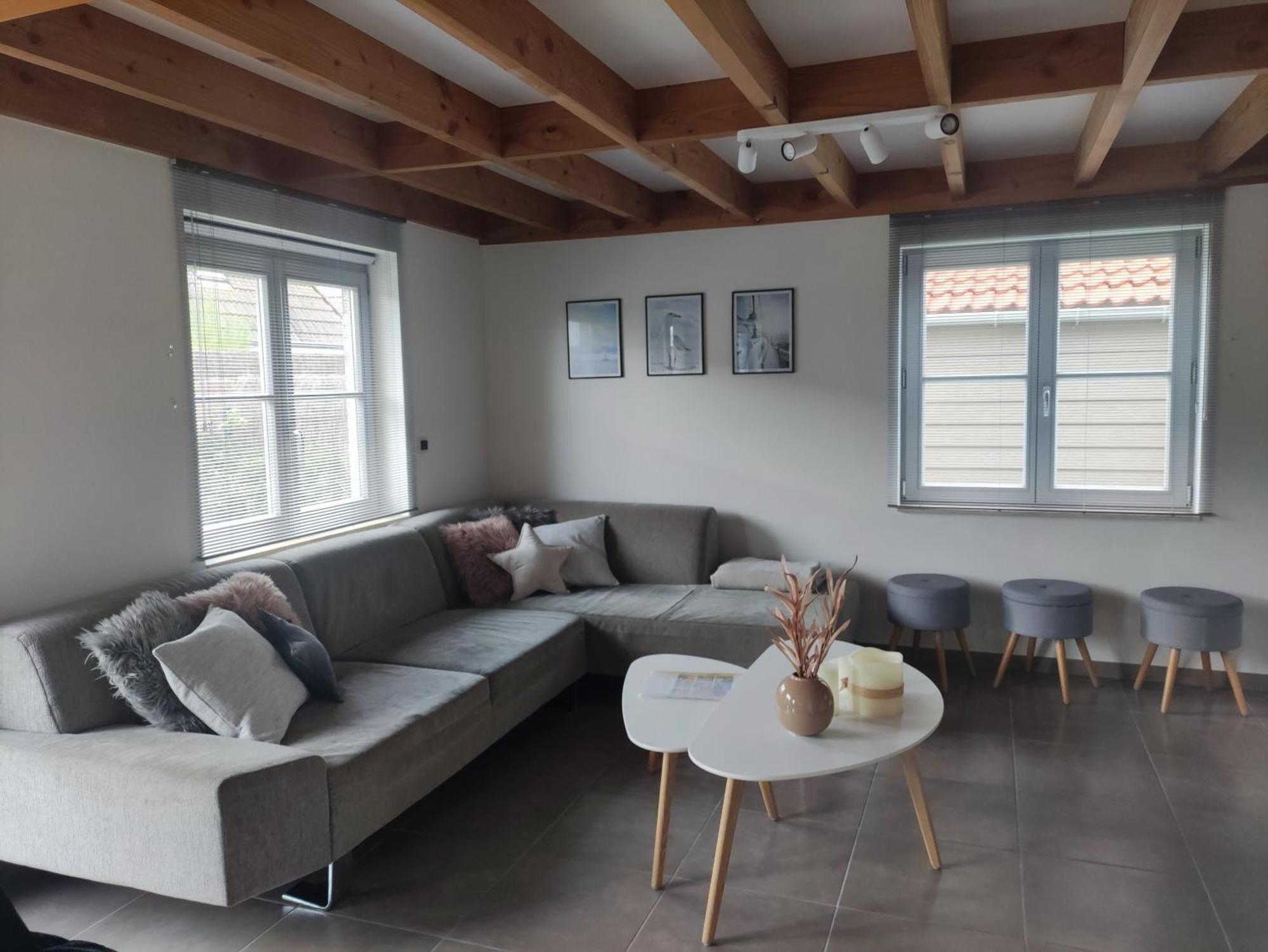 Polderhuis 10: Airco Comfort with Private Parking and Garden Koksijde Exterior photo