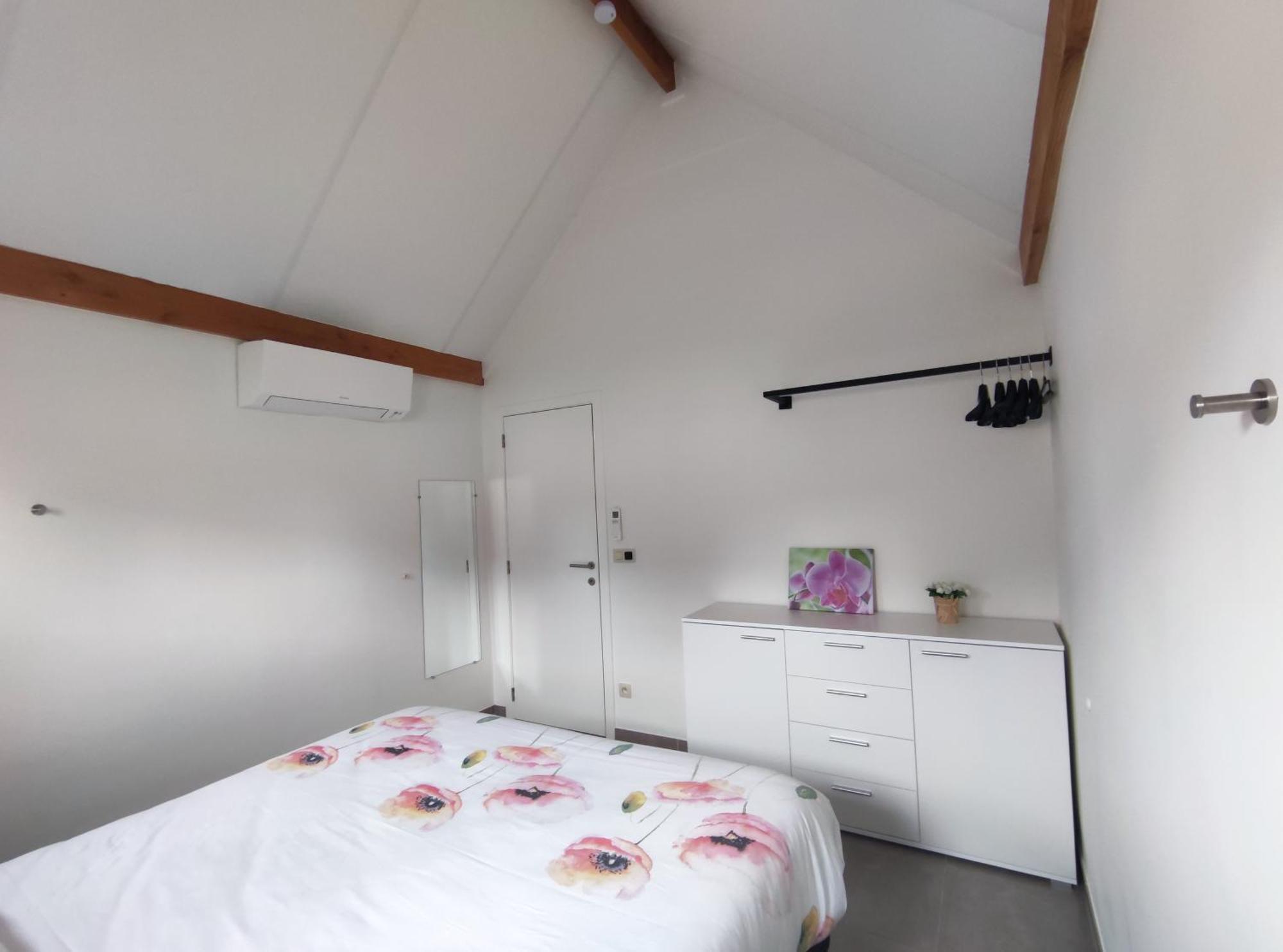 Polderhuis 10: Airco Comfort with Private Parking and Garden Koksijde Exterior photo